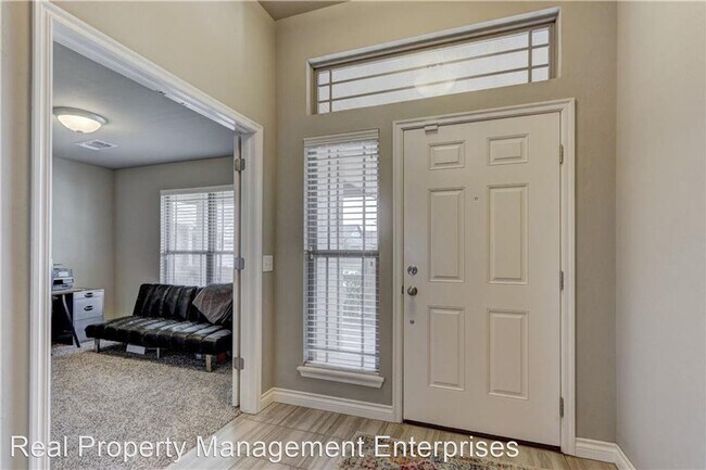 Foto del edificio - 4 br, 2 bath House - 2300 NW 191st Ct