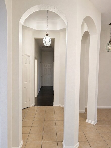 Foto del edificio - 1122 Hayworth Ave