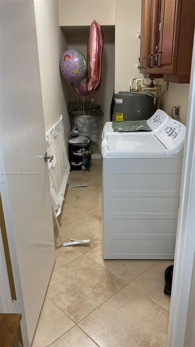 Foto del edificio - 1634 N 15th Terrace