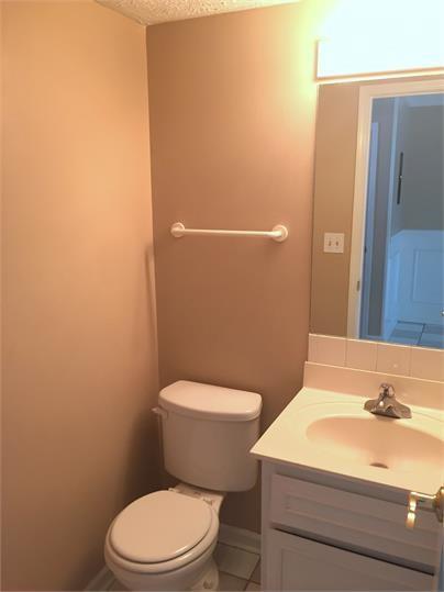 Building Photo - 2537 Sweetridge Ct