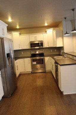 Foto del edificio - 221 S Phillips Ave