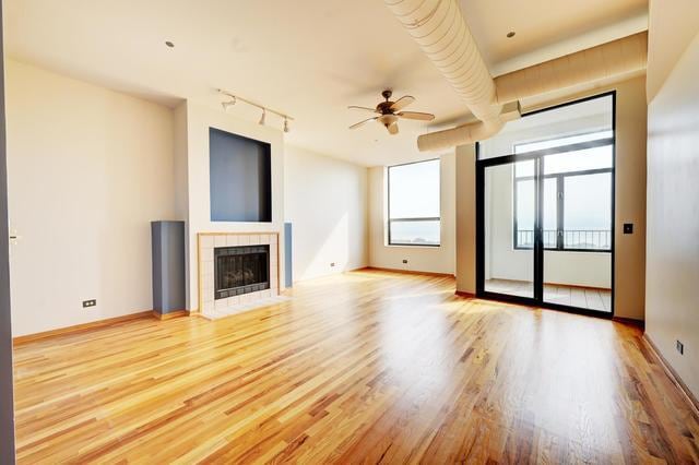Foto principal - 910 S Michigan Ave