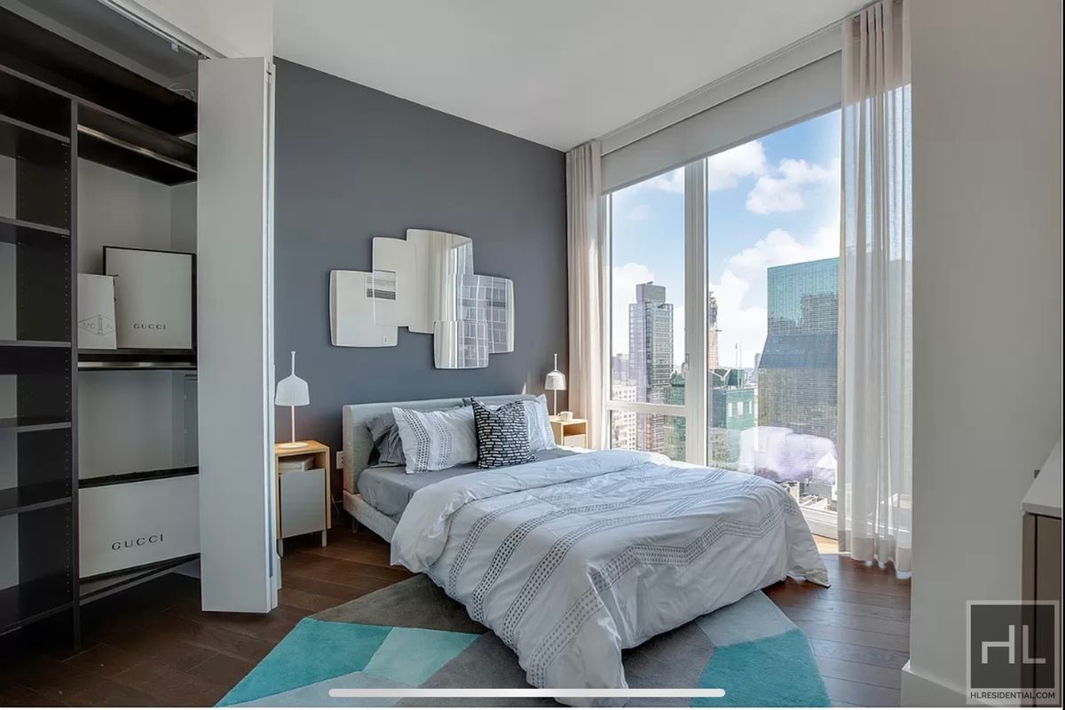 Foto principal - NO FEE One Bed in Turtle Bay! Won't Stay o...