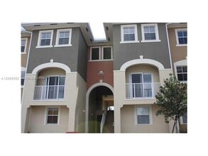 Building Photo - 10870 NW 88th Terrace