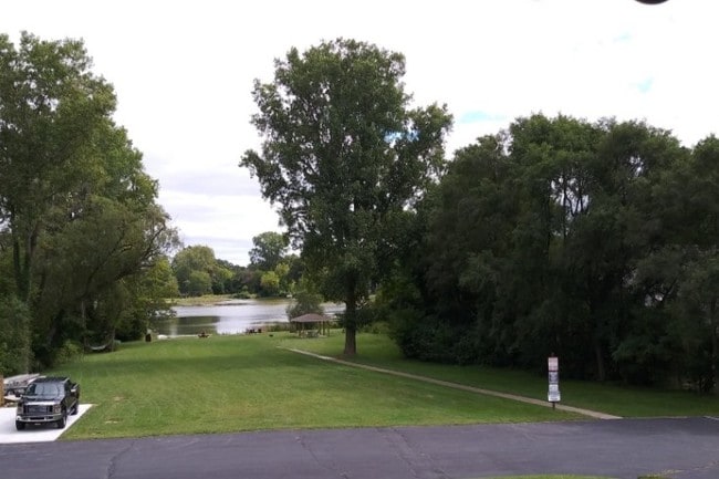 Building Photo - Hawk Lake Apartments & Townhomes
