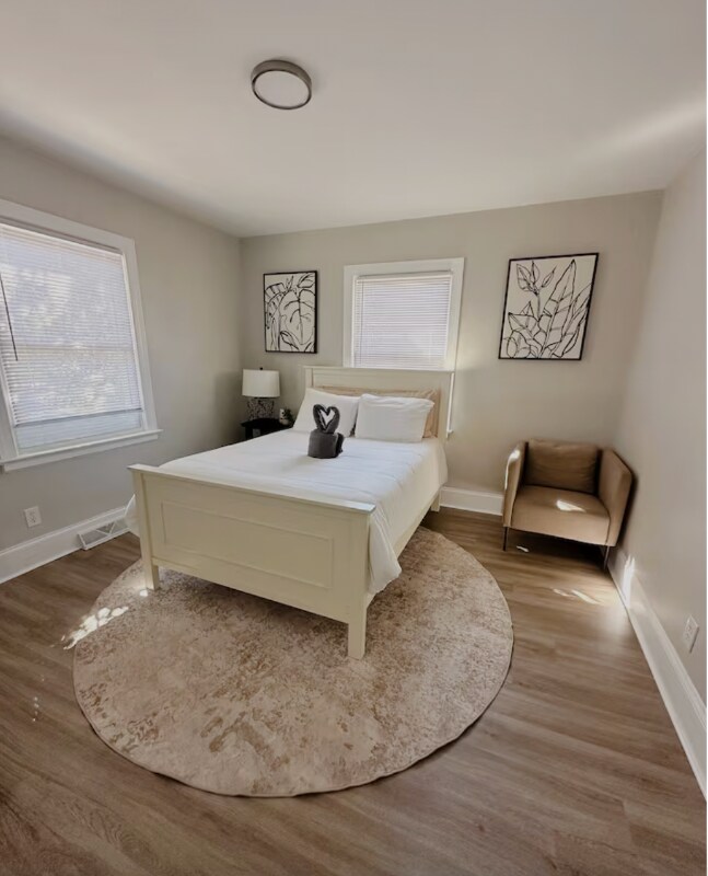 Foto del edificio - 2429 Remount Rd