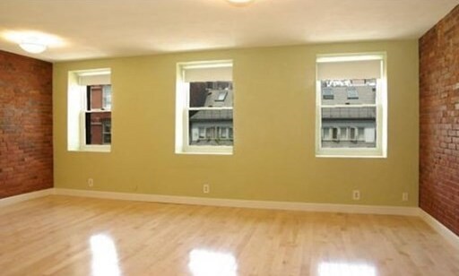Building Photo - 129 Fulton St