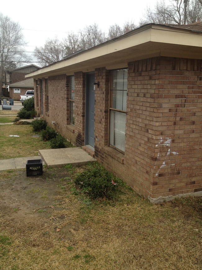 89 Azalea Ave, Hattiesburg, MS 39402 Apartments in Hattiesburg, MS