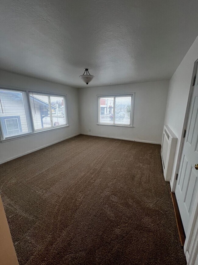 Foto del edificio - 422 S 5th Ave