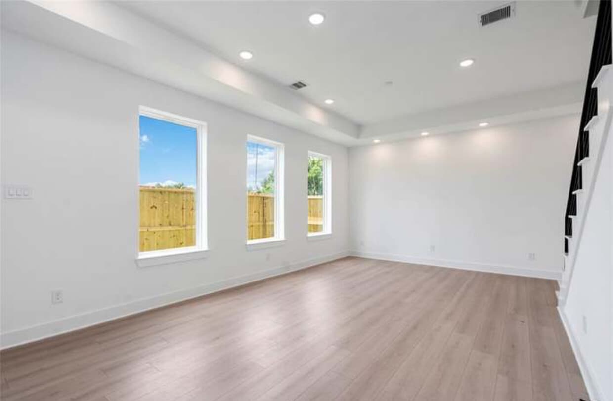 Foto del edificio - 4601 White Rock St