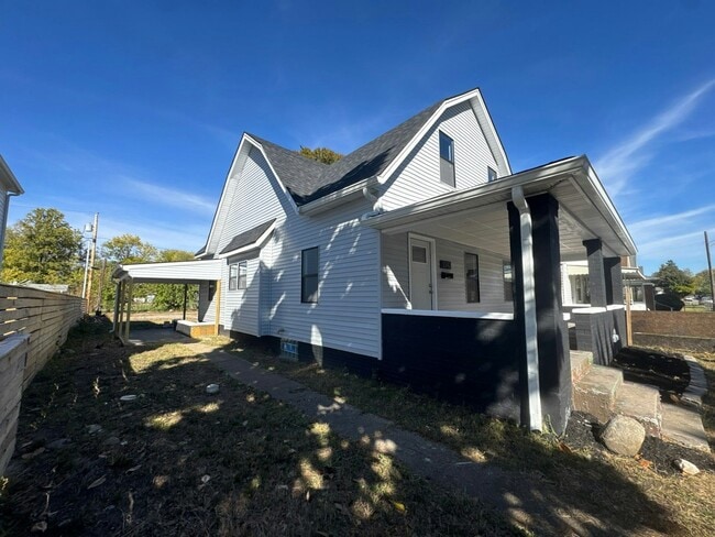 Foto del edificio - 1342 Edgemont Ave