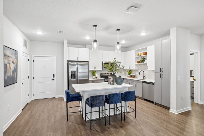 11-web-or-mls-4555 Grv Spgs Cir-Unit 107-S1605-011 - Integra Groves