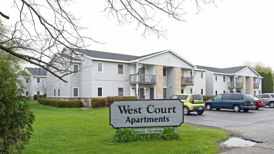 Primary Photo - West Court Apartments