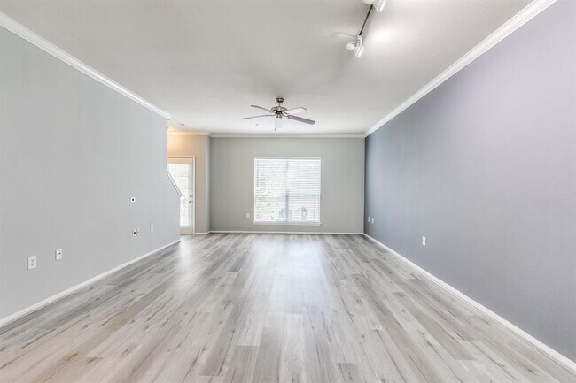 Foto del edificio - 9200 Westheimer Rd