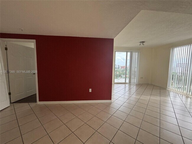 Building Photo - 3500 Coral Wy