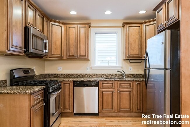 Photo - 164 Boylston St Apartment