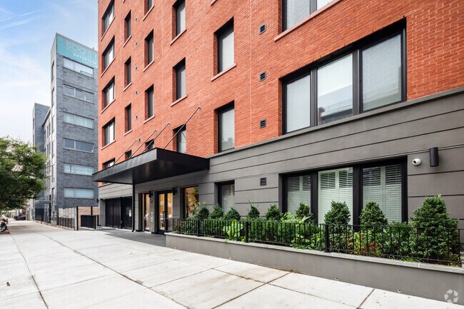 Foto del edificio - 488 Sterling Pl