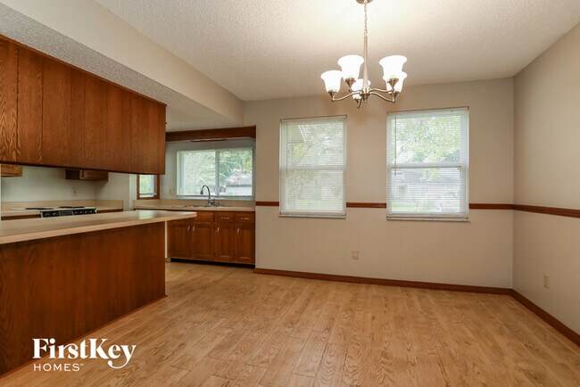 Building Photo - 515 Nassau Ct