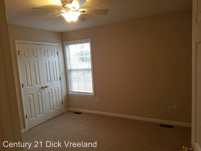 Building Photo - 3 br, 2 bath House - 5018 Lea Ann Way