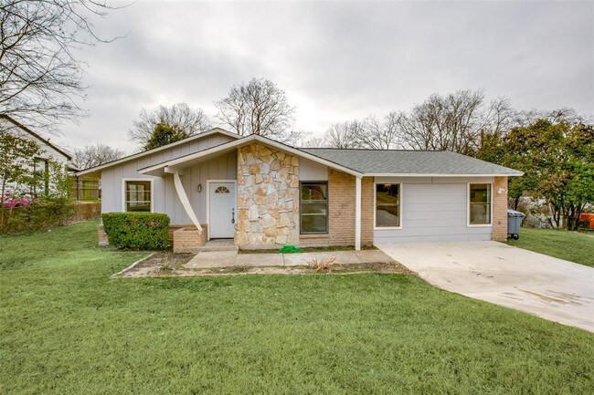 Foto del edificio - 7617 Texridge Dr