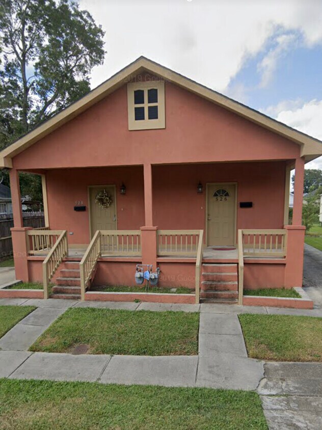 528 Brown Ave, Harvey, LA 70058 Townhome Rentals in Harvey LA