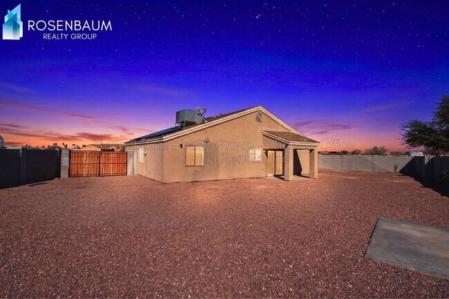 Building Photo - 9321 Hillcrest Pl
