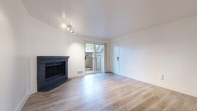 Interior Photo - Hunt Club