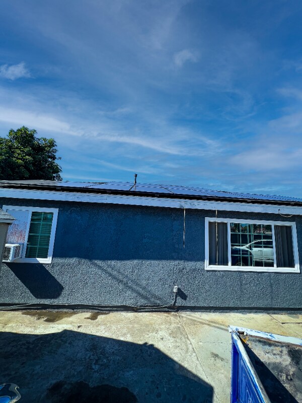 Building Photo - 14121 McClure Ave