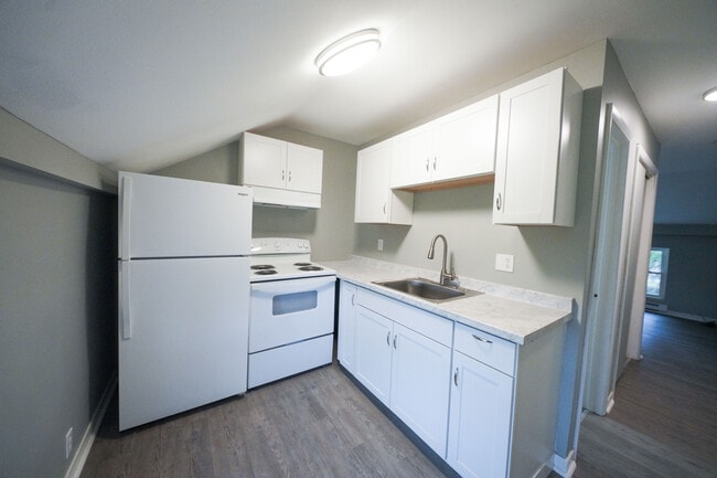 New Kitchen - East Seneca Apartments