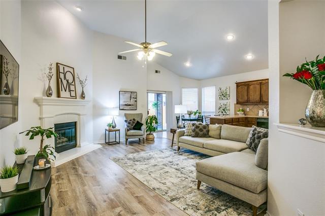 Foto del edificio - 12852 Old MacGregor Ln