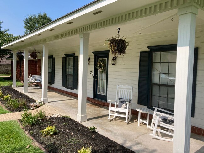 Building Photo - Southern Charmer close to the base