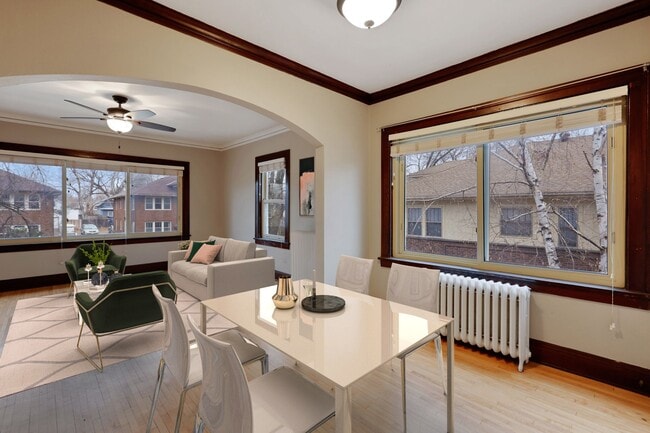 Building Photo - 1610 Charles