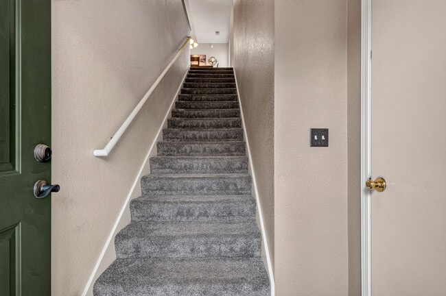 Building Photo - 9411 S Cobblestone Way