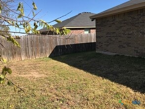 Building Photo - 4403 Cambridge Dr