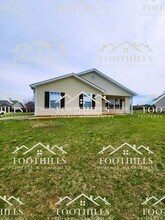 Building Photo - 131 Veranda Cir