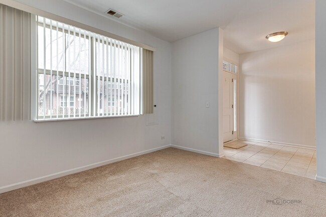 Foto del edificio - 726 Keystone Ln