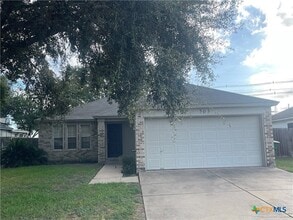 Building Photo - 503 Arabian Dr