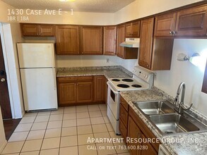 Building Photo - 1430 Case Ave E