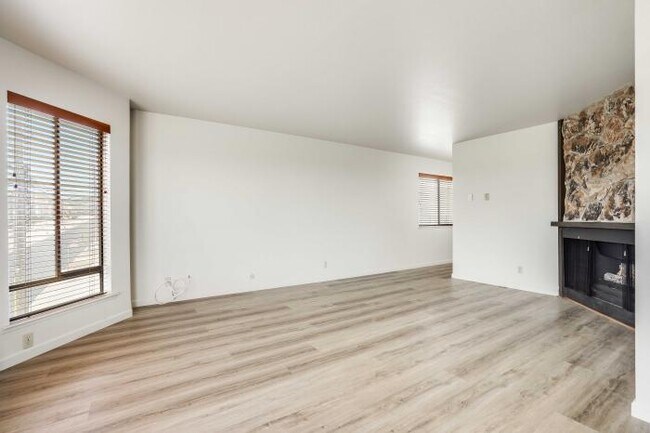 Building Photo - 1 bedroom in San Francisco CA 94116