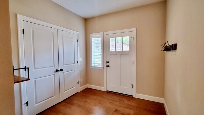 Foto del edificio - Beautiful Cedar Mills Home With An Easy Co...