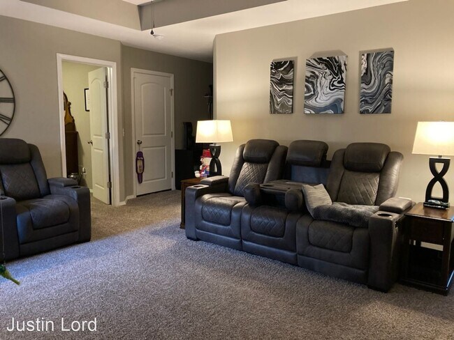 Foto del edificio - 3 br, 2 bath House - 1343 S Rome Ave