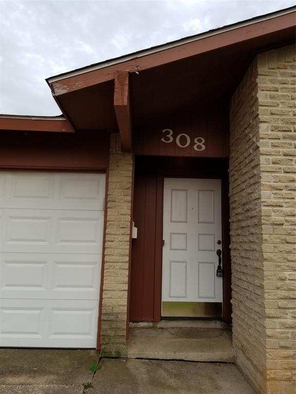 Building Photo - 308 Carter Dr