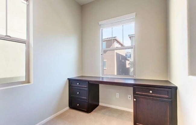 Building Photo - 1819 Lavender Ln