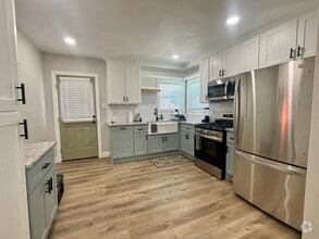Building Photo - 7402 Japonica St