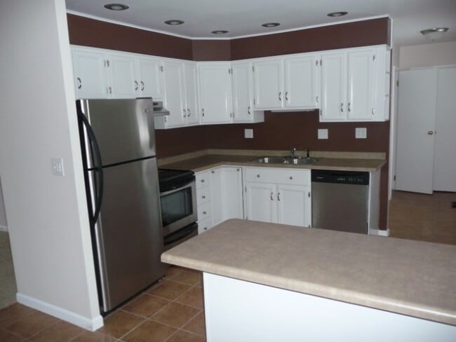 Building Photo - 1009 Archway Dr