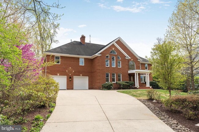 Building Photo - 4622 N Dittmar Rd