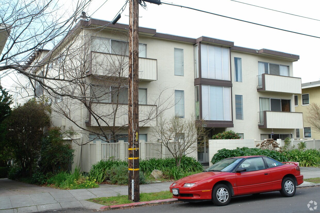 Building Photo - 1322 Shattuck Ave
