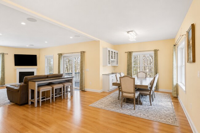 Foto del edificio - 250 Willow St