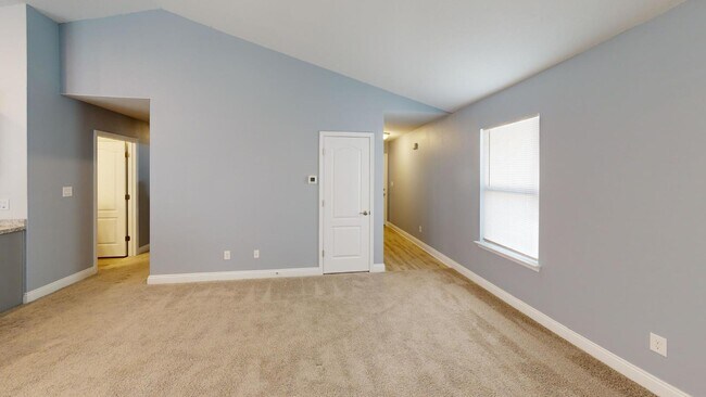 Foto del edificio - "Charming 3-Bed, 2-Bath Oasis on Regalo Drive – Spacious 1,504 Sq Ft Living in Pensacola!"