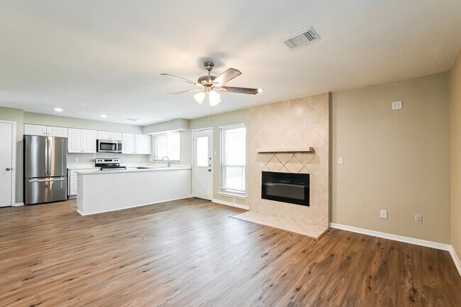 Foto del edificio - 2511 Owens Cross Dr